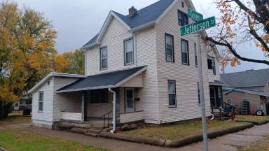 Main picture of 319 S Green St