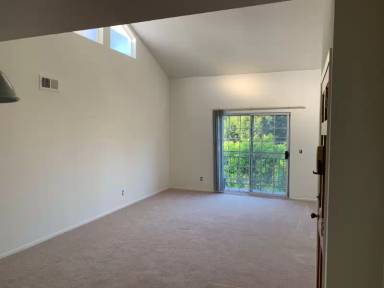 Main picture of 3031 Grand View Blvd