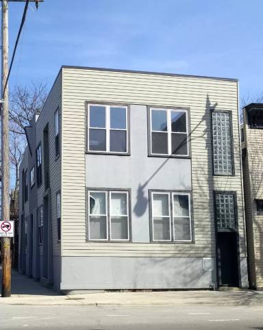 Main picture of 1901 S Halsted St