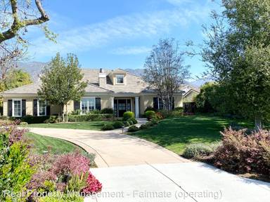 Main picture of 671 Gloria Rd