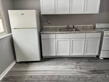 Main picture of 1617 Ferry St