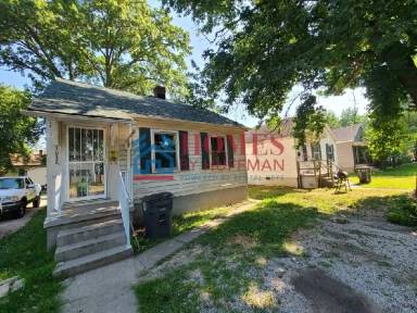 Main picture of 1032 Covert Ave