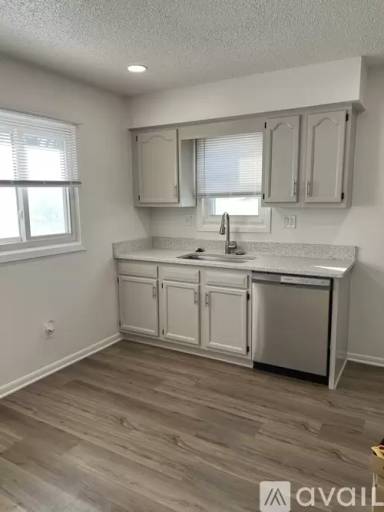 Main picture of 5324 Jennifer Dr