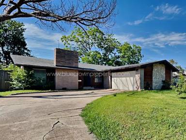 Main picture of 12043 High Meadow Dr