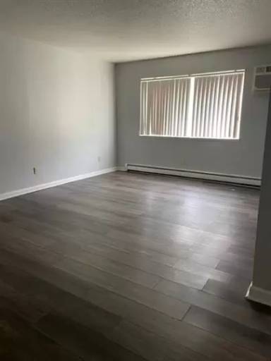 Main picture of River Walk Apartments