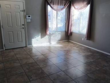 Main picture of 11027 Maravillas Dr NW