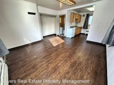 Main picture of 435 E 11th Ave