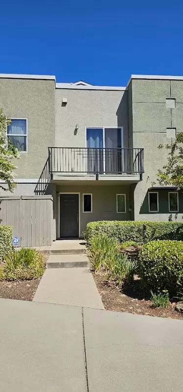 Main picture of 10841 Wraysbury Way