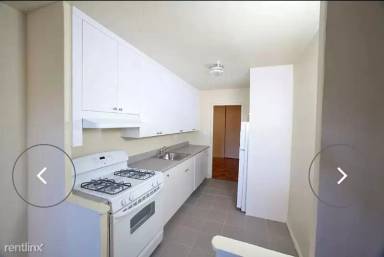 Main picture of 410 Avenue X