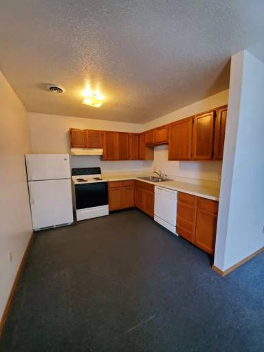 Main picture of 2110 Melanie Ln