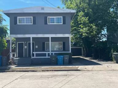 Main picture of 546 Yolo St