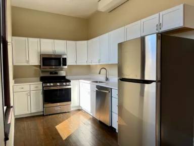 Main picture of 3769 N Kenmore Ave