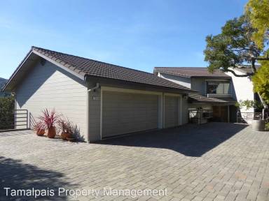 Main picture of 104 Garner Dr