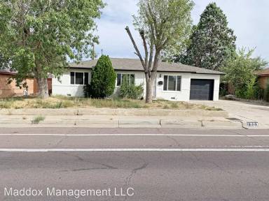 Main picture of 7903 Indian School Rd NE
