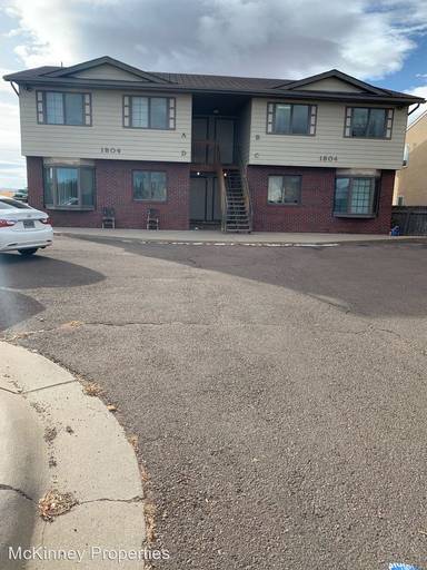 Main picture of 1804 Sanders Dr