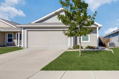 Main picture of 742 Trestle Dr