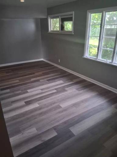 Main picture of 1042 Blakley Dr