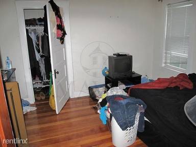 Main picture of 17 Ames St