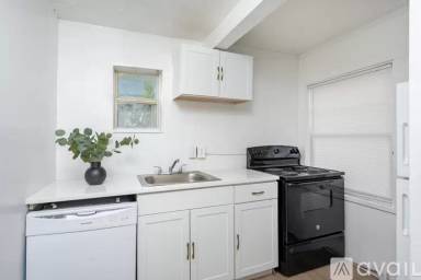 Main picture of 1701 14th St S