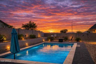 Main picture of 1016 W Beacon Dr