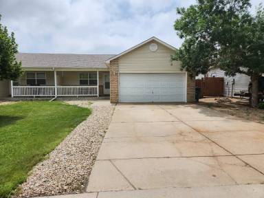 Main picture of 2324 Quay St