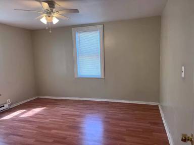 Main picture of 34 Canal St