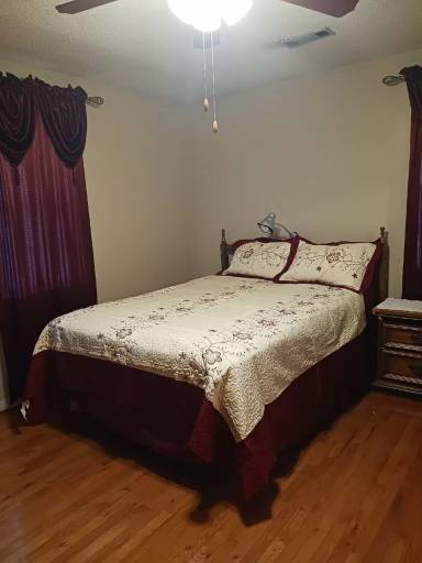 Main picture of 687 Riley Rd