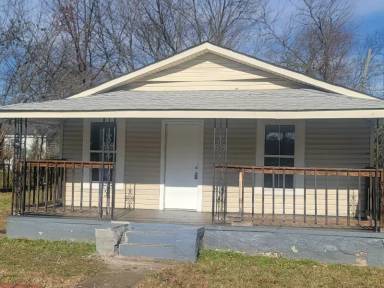 Main picture of 1915 Appling St