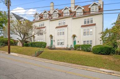 Main picture of 463 New St