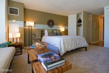 Main picture of North Harbor Tower