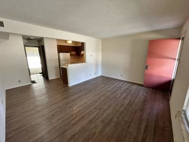 Main picture of 654 Cumberland Dr