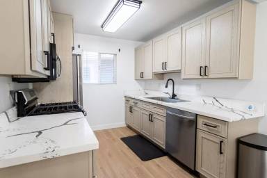 Main picture of 1220 Seacoast Dr