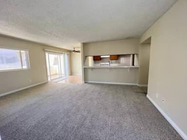 Main picture of 18912 Valley Cir