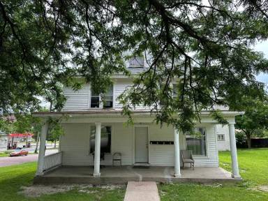 Main picture of 434 N Spring Ave