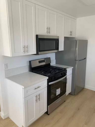 Main picture of 12513 Cranbrook Ave