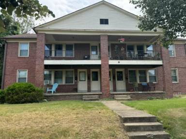 Main picture of 852 Northwest Blvd