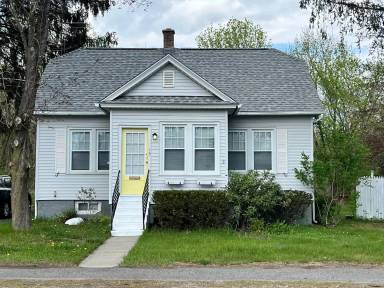 Main picture of 15 West St