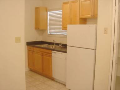 Main picture of 713 Connecticut St