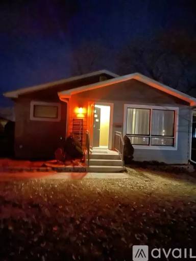 Main picture of 1713 Lodge St