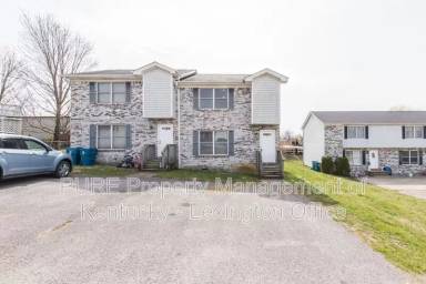 Main picture of 304 Pigeon Ct