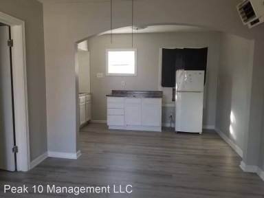 Main picture of 932 N Oliver Ave