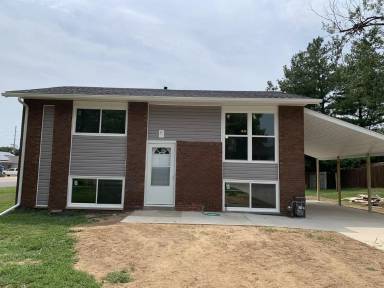 Main picture of 217 Camelford Dr
