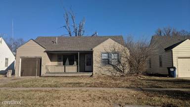 Main picture of 664 S Lightner Dr