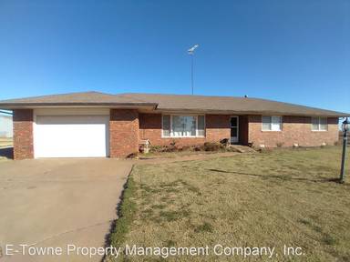 Main picture of 2618 E Lake Hellums Rd