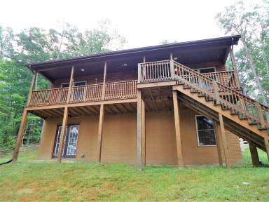 Main picture of 142 Spring Hollow Rd