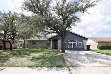 Main picture of 1425 Janet Ln