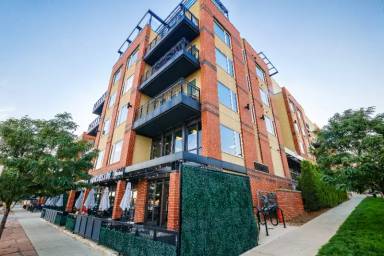 Main picture of 2500 17th St