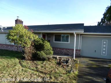 Main picture of 209 S Washington St