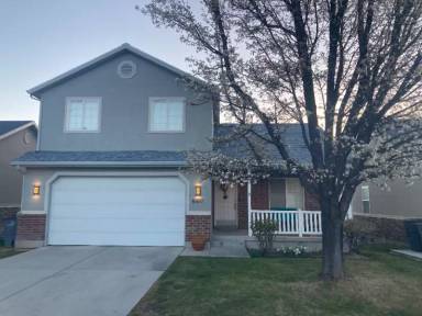 Main picture of 10817 S Pine Grove Way