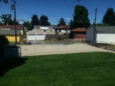 Main picture of 2408 W Queen Ave